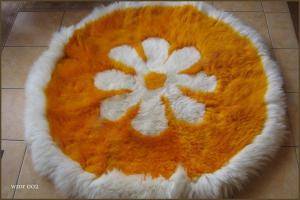 Schaffelle - Runde teppiche - peachy-round-carpets-sheepskinclimage1920x1080-100