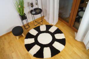 Schaffelle - Runde teppiche - superb-round-carpets-sheepskin